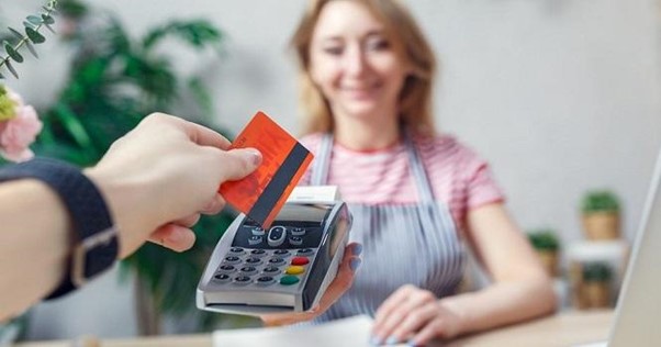 گزارشدهی تراکنشها و پرداخت مالیات دستگاه کارتخوان