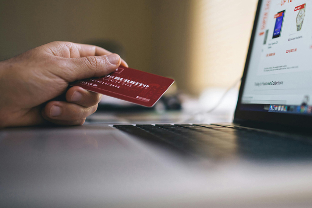 اعتراض به مالیات پوشاک